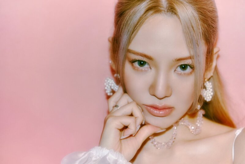 HYO "Second (feat. BIBI)" Concept Teaser Images documents 5