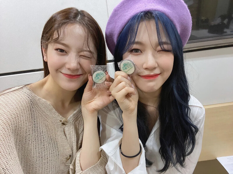 realfromis_9-EkdLF5xVgAIX7kk-20201016-09-04.jpg