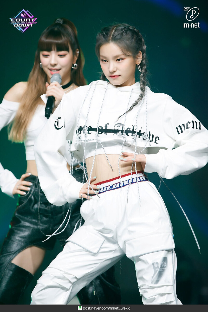 200326 ITZY - 'WANNABE' at M COUNTDOWN documents 20