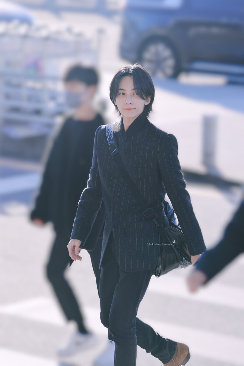 230116 SEVENTEEN Jeonghan - ICN documents 6