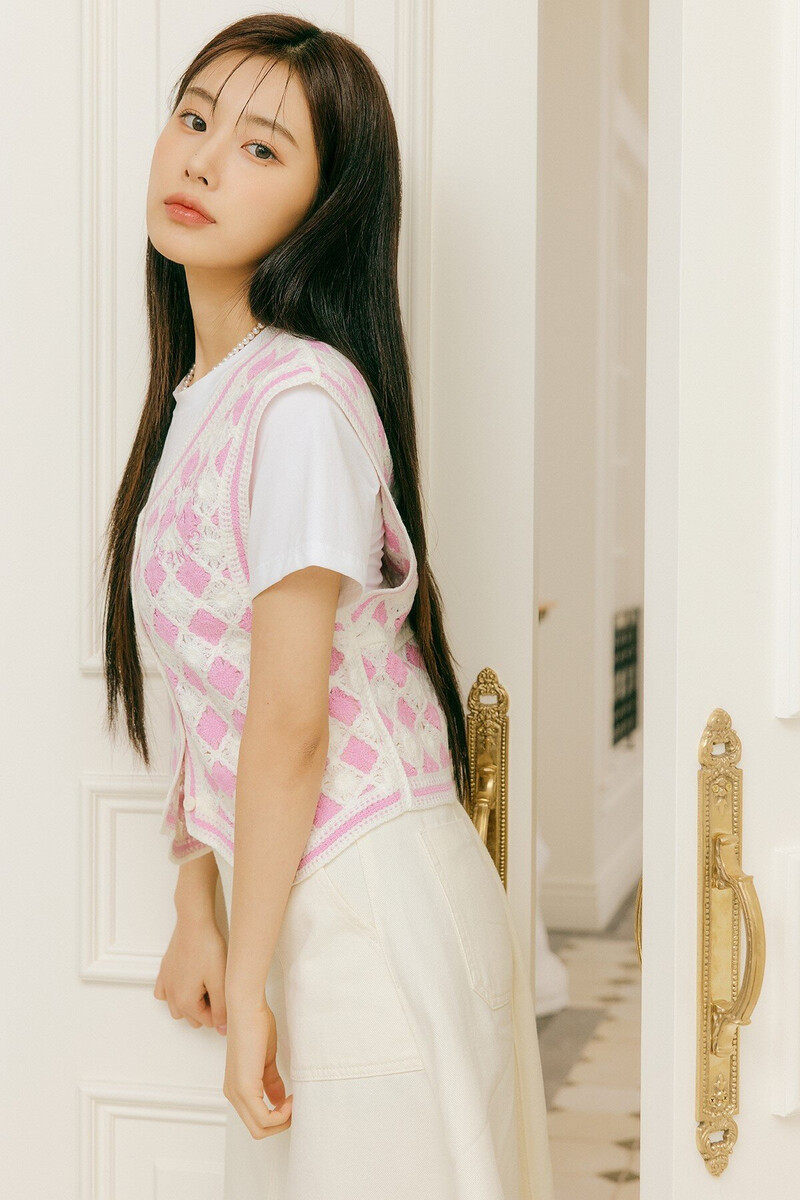 Kang Hyewon for General Idea Standard Summer 2022 Photoshoot documents 24