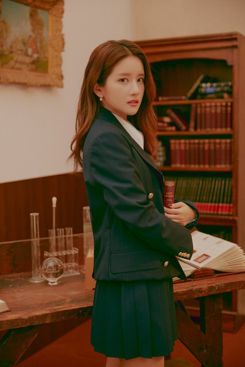 WJSN for Universe 'Replay Wjsn - Save Me, Save You' Photoshoot 2022 documents 5