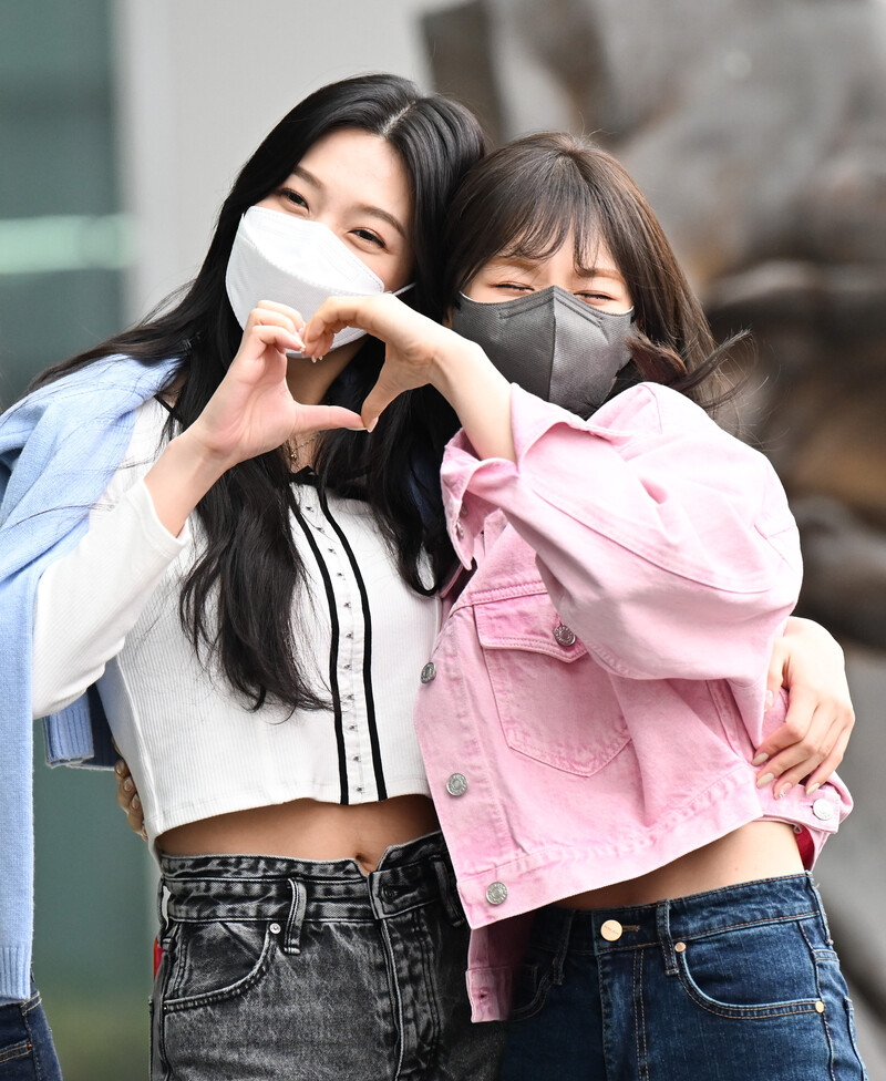 220324 Red Velvet - "MBC FM4U Noon Song Of Hope" Commute documents 3