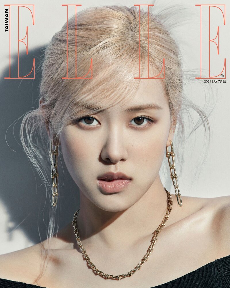 BLACKPINK Rosé for ELLE Taiwan July 2021 Issue documents 10
