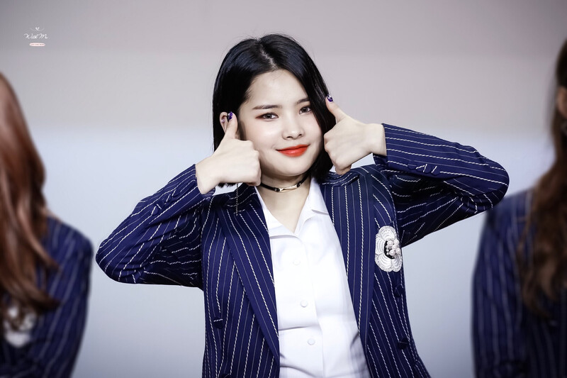 180310 Weki Meki Rina at Seocho 'Lucky' Fansign documents 4