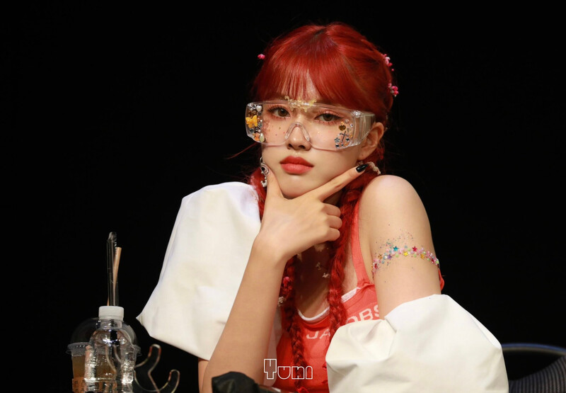 220729 STAYC Yoon - WITHMUU Fansign documents 8