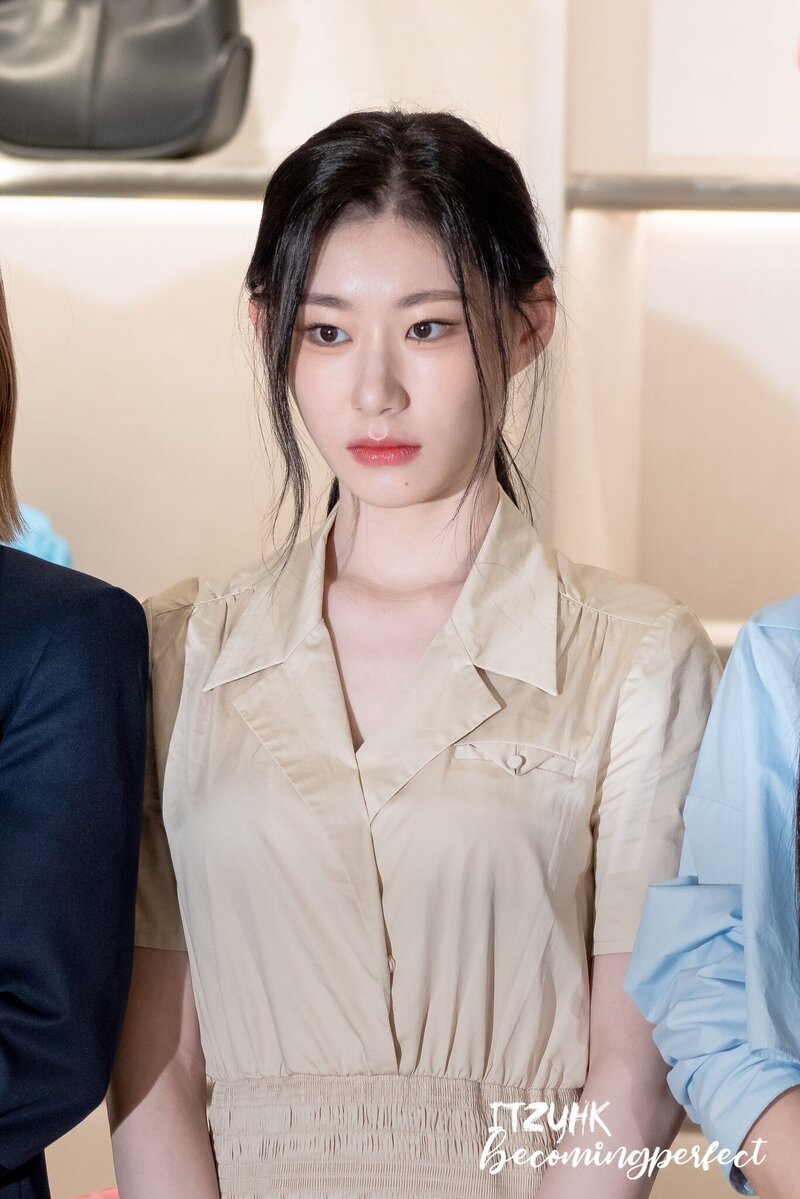 230309 ITZY Chaeryeong - Charles & Keith Event documents 2