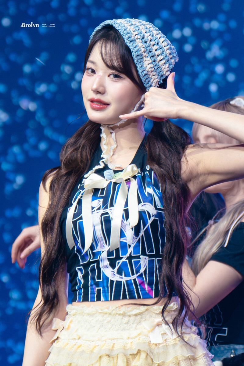 240713 Wonyoung - 1st World Tour ‘Show What I Have’ documents 4