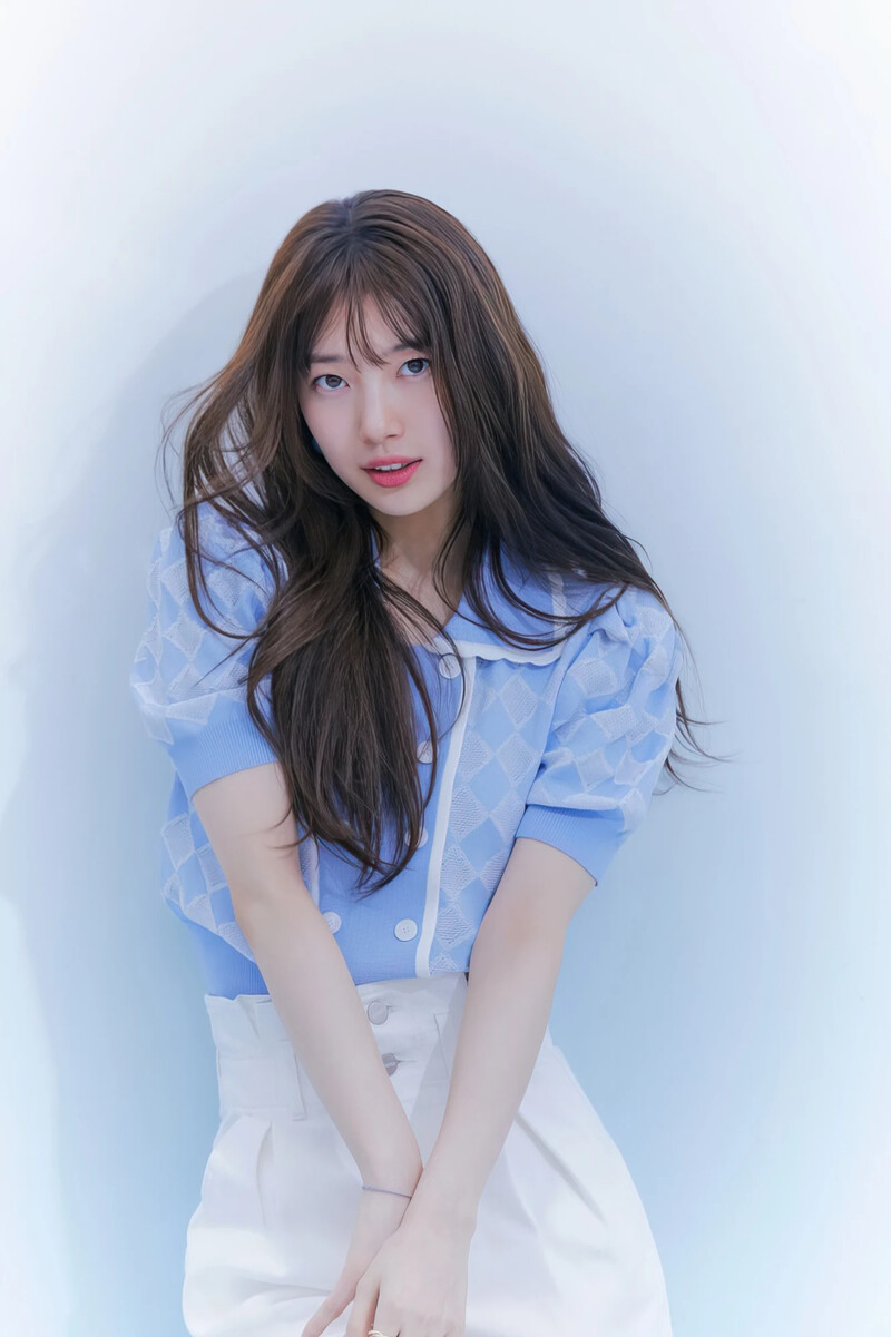 Bae Suzy for Guess Korea 2021 SS Collection documents 10