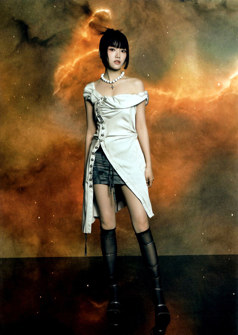 Loossemble - 1st Mini Album 'Loossemble' (Space ver.) [SCANS] documents 29