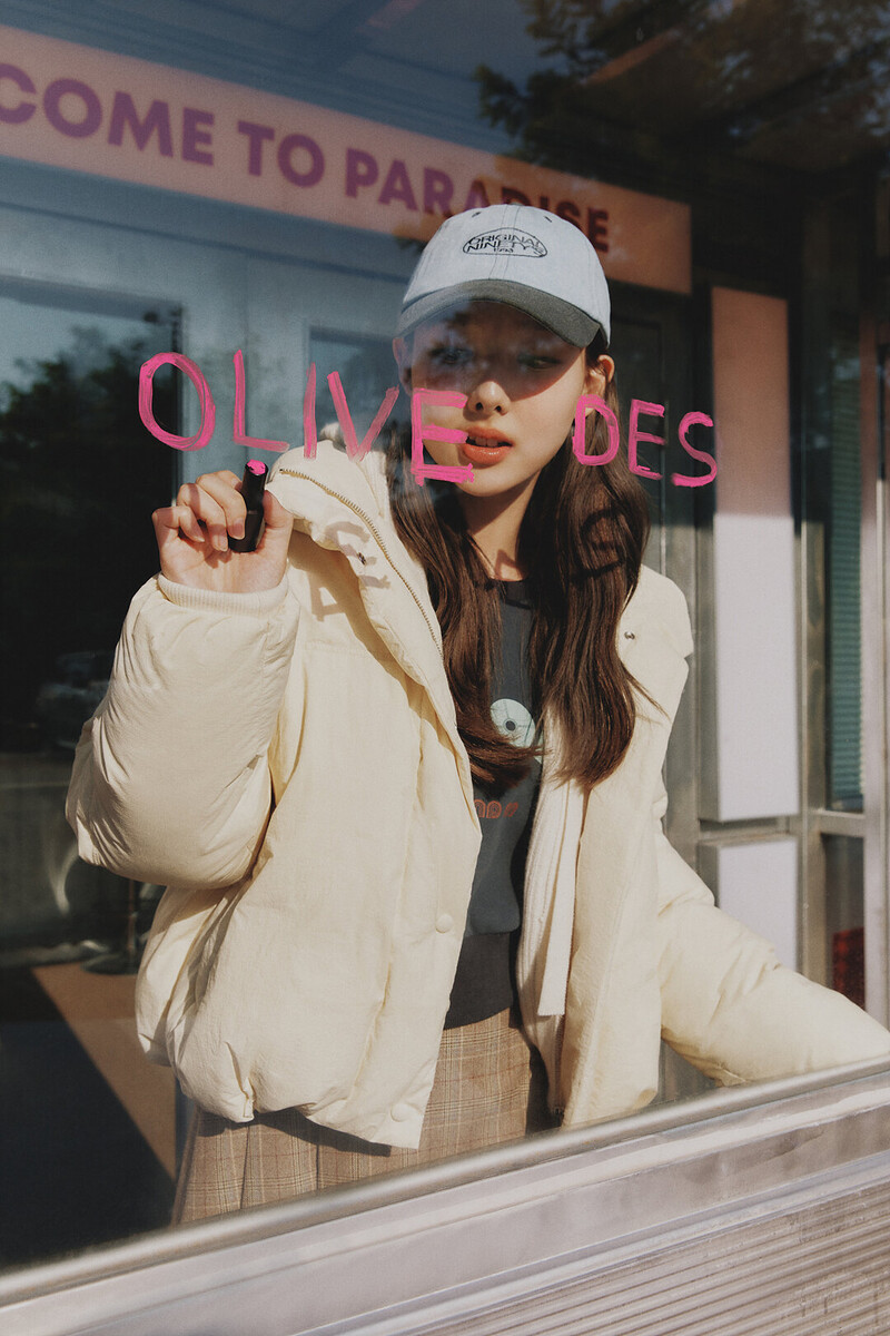 TWICE Nayeon for OLIVE DES OLIVE 2022 Winter Collection documents 9