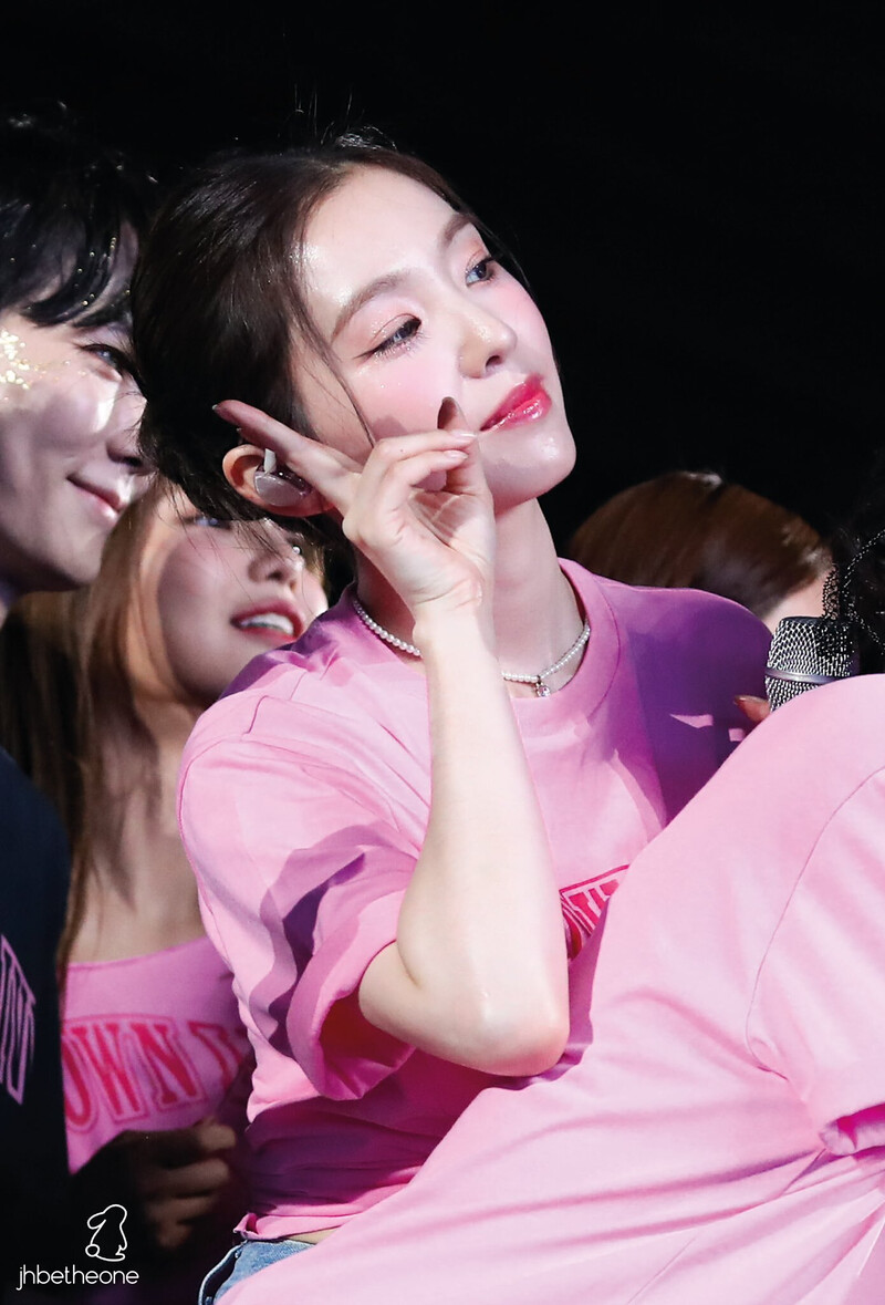 220820 Red Velvet Irene documents 3