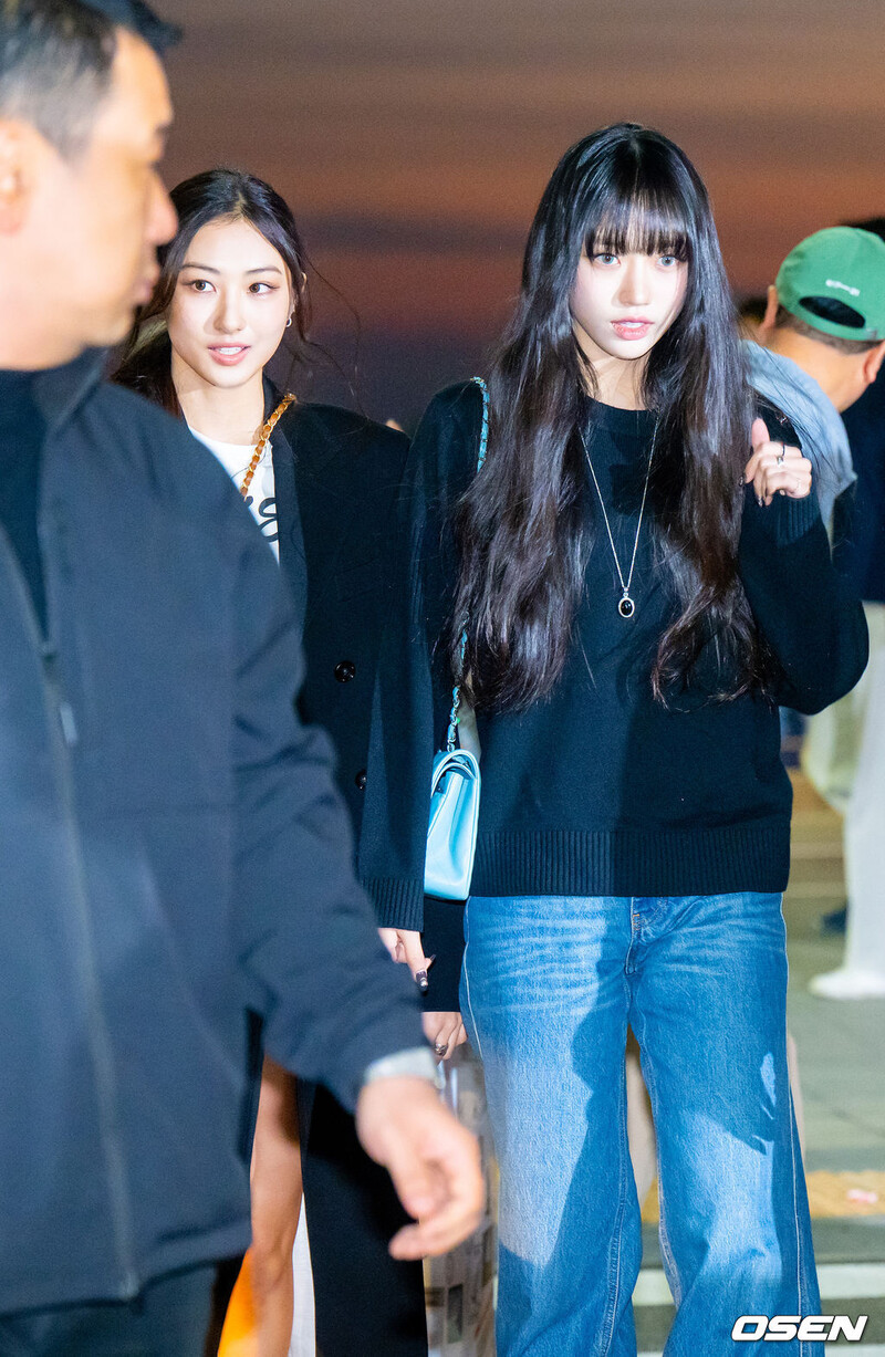 241119 MEOVV at Incheon International Airport documents 6