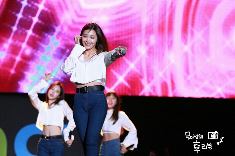 161015 Apink EUNJI at 'Coupang Family Festival' documents 2