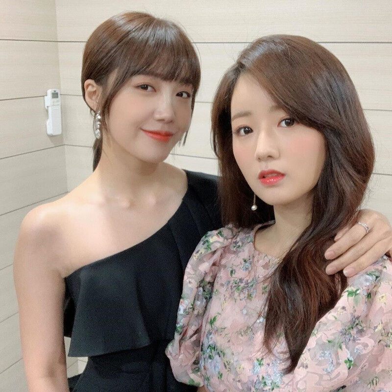 191221 APINK sns update with EUNJI & BOMI documents 9