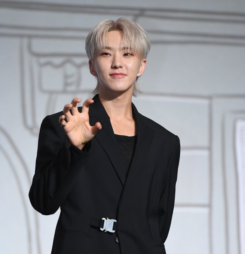 240429 SEVENTEEN Hoshi - SEVENTEEN BEST ALBUM '17 IS RIGHT HERE' Press Conference documents 1