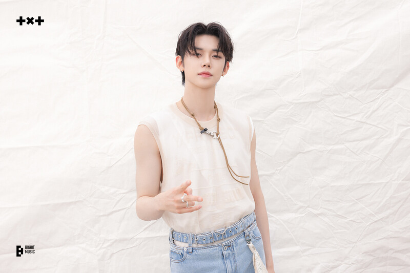 240813 TXT Weverse Update with Yeonjun - 2024 Weverse Con Festival Photo Sketch documents 2