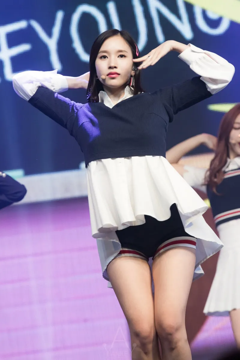 Mina714.jpg