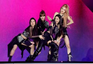 220416 BLACKPINK performing at COCHELLA Music Festival