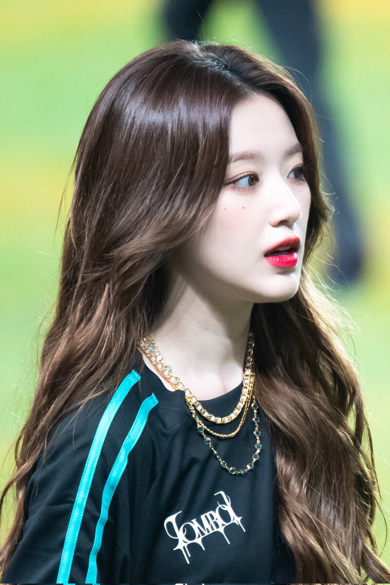 230727 (G)I-DLE Shuhua - Coupang Play Series documents 13