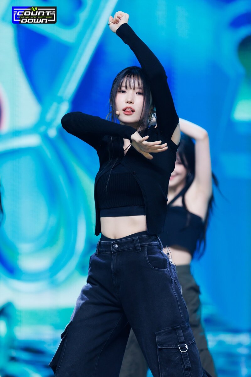 230608 fromis_9 Hayoung - '#menow' at M COUNTDOWN documents 2