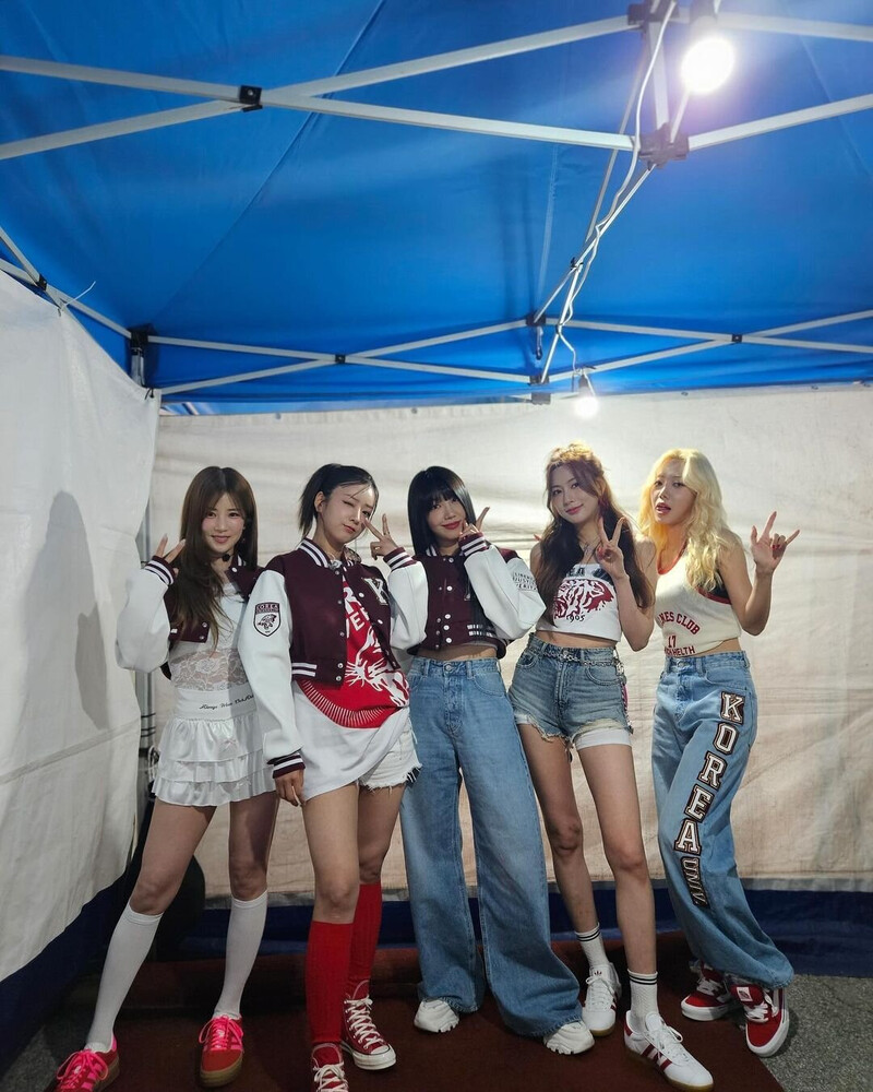 240521 APINK Eunji, Chorong, Namjoo, Bomi, Hayoung Instagram update - at Korea University KUTOPIA festival documents 8