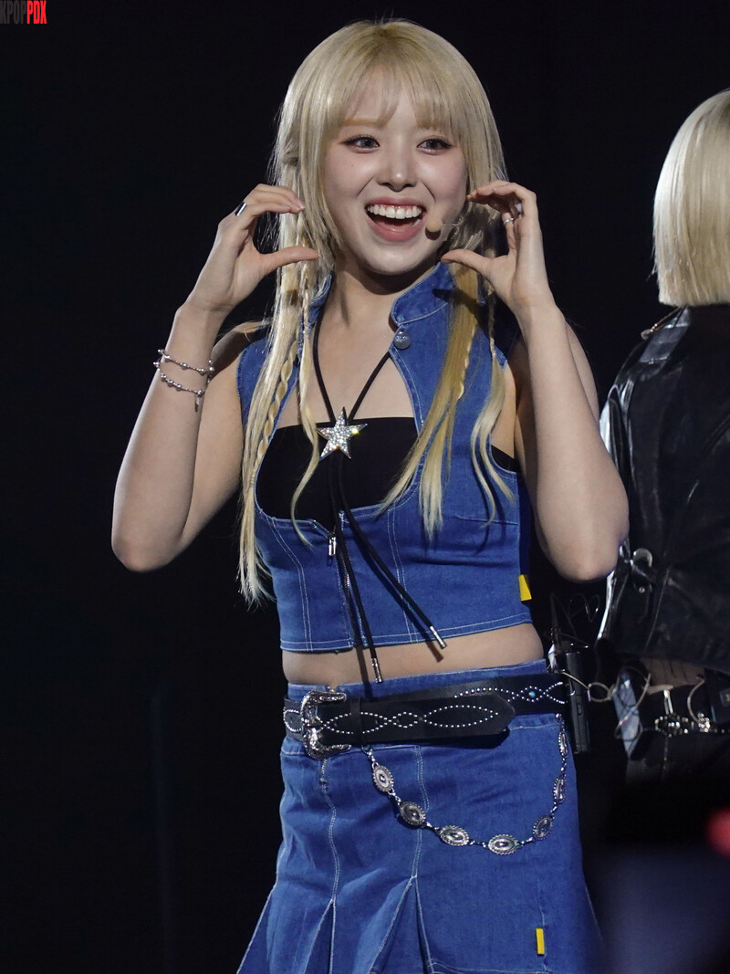 240728 NMIXX Jiwoo - 2024 KCON Los Angeles documents 1