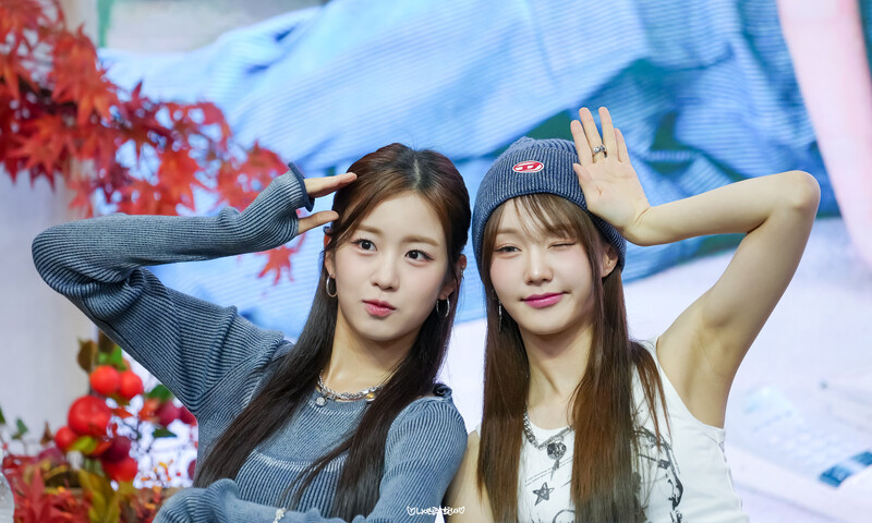 231029 WOOAH - NANA & WOOYEON at fansign event documents 3