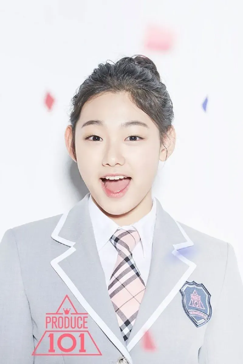 Kang_Mina_Produce_101_Promotional_1.jpg