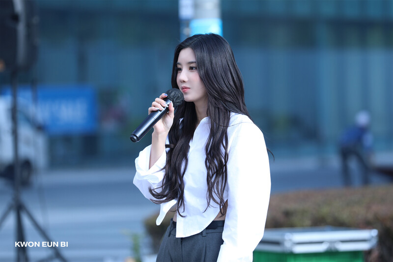 221112 Woollim Naver Post - Kwon Eunbi - Happy Eunbi  Day & Music Broadcast Behind documents 11