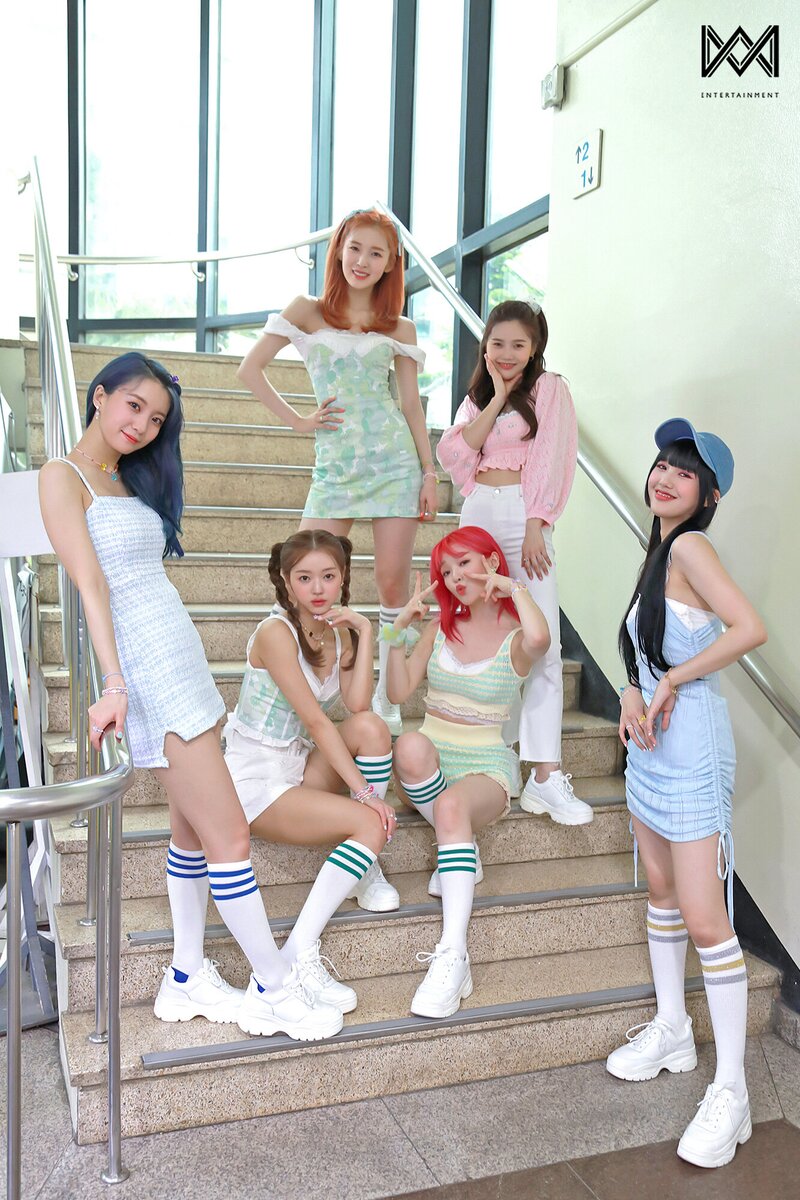 210701 WM Naver Post - OH MY GIRL 'Dun Dun Dance' Music Show Behind documents 8