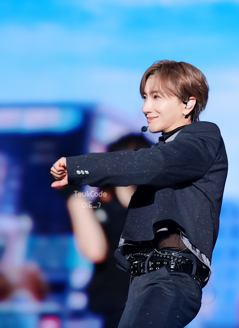 220820 Super Junior Leeteuk at SMTOWN Live : SMCU Express in Suwon documents 10