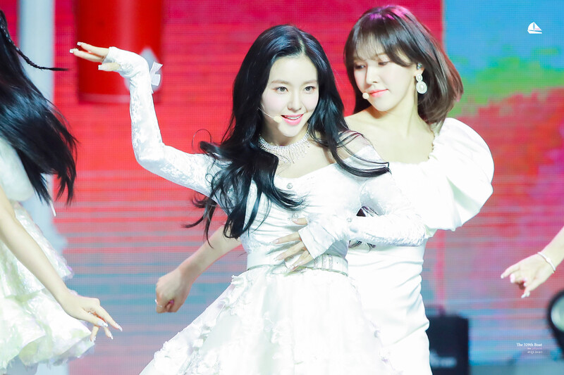 220127 Red Velvet Irene - Gaon Chart Music Awards documents 13