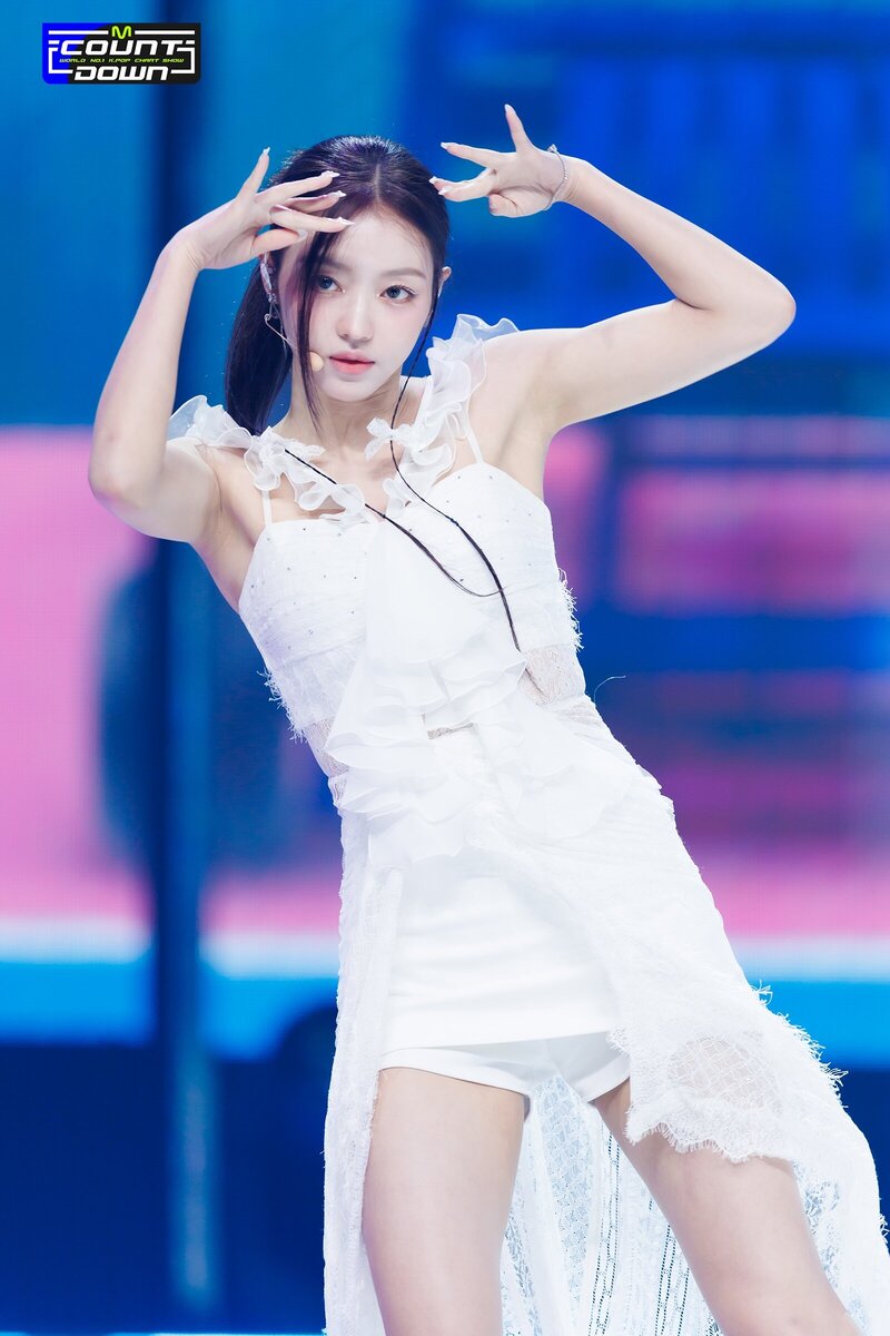 230803 OH MY GIRL YooA - 'Summer Comes' at M COUNTDOWN documents 13