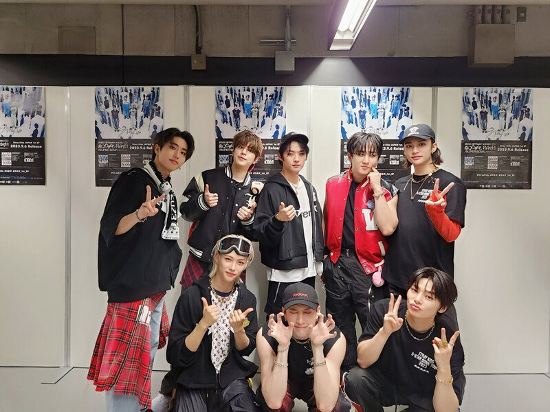 231028 Stray Kids Japan Twitter update documents 1