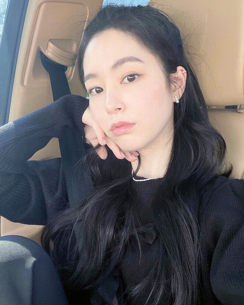 220407 Jieun Instagram Update documents 2