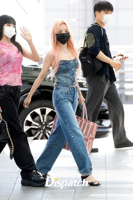 220513 (G)I-DLE Yuqi at Incheon International Airport for KPOP Flex in Germany