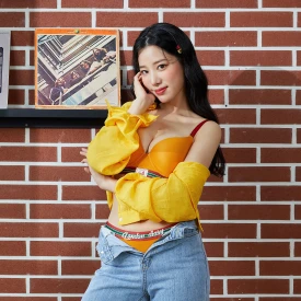 Berry Good Johyun for YES 2020 FW 'England Diary' Collection