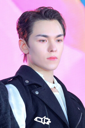 250105 SEVENTEEN Vernon at Golden Disc Awards 2025