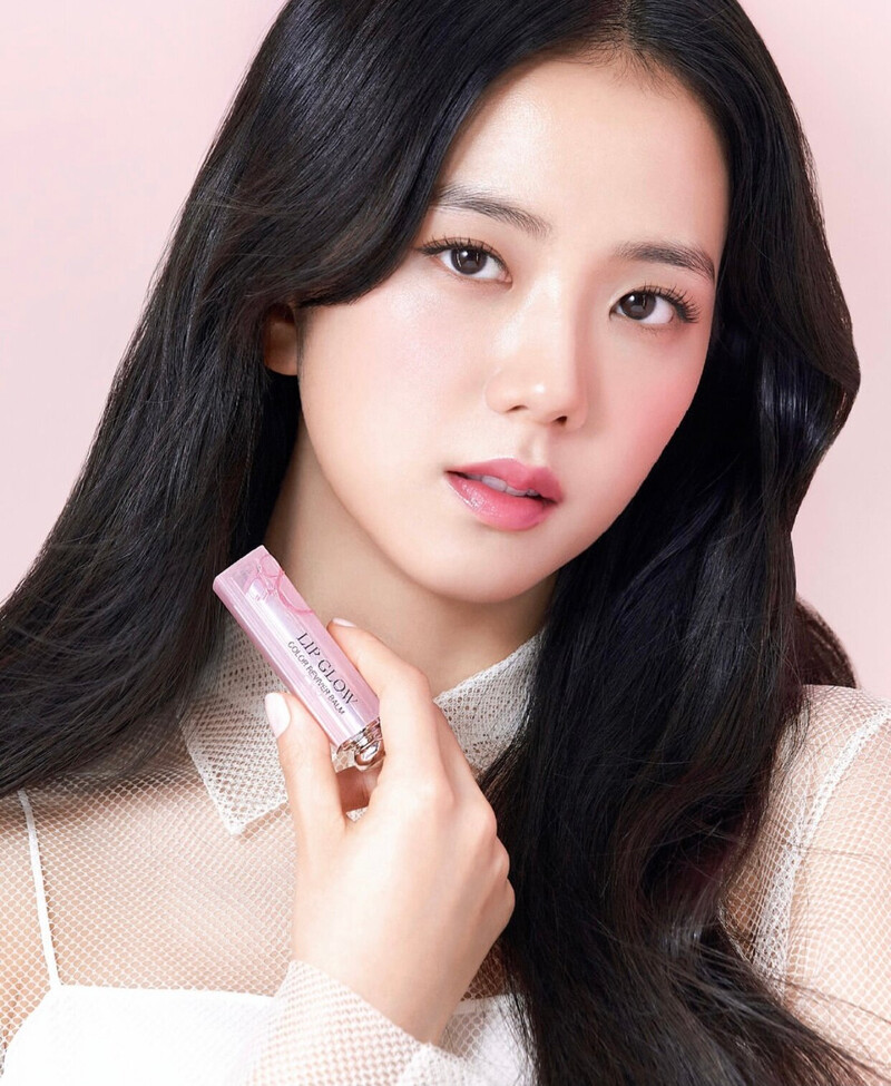 210725 DIOR BEAUTY Instagram Update with JISOO | kpopping