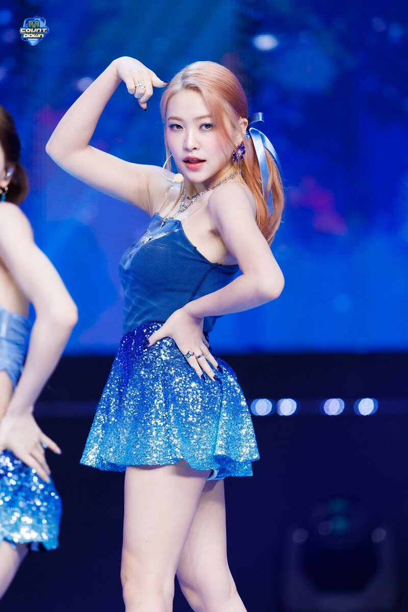 240704 RED VELVET Yeri - 'Cosmic' at M Countdown documents 11