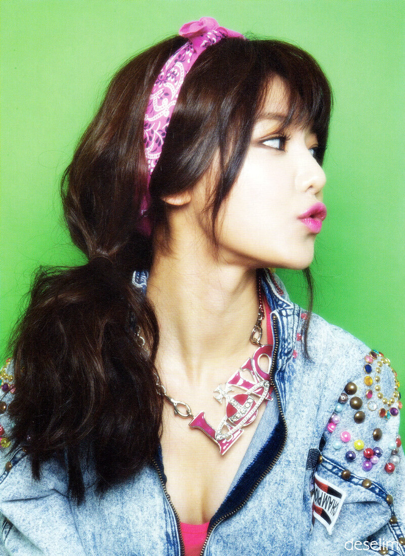 [SCAN] Girls' Generation - 'I Got A Boy' Sooyoung version documents 12