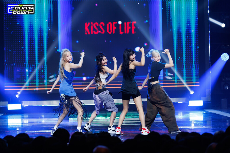 230727 KISS OF LIFE - 'Shhh' at M COUNTDOWN documents 3