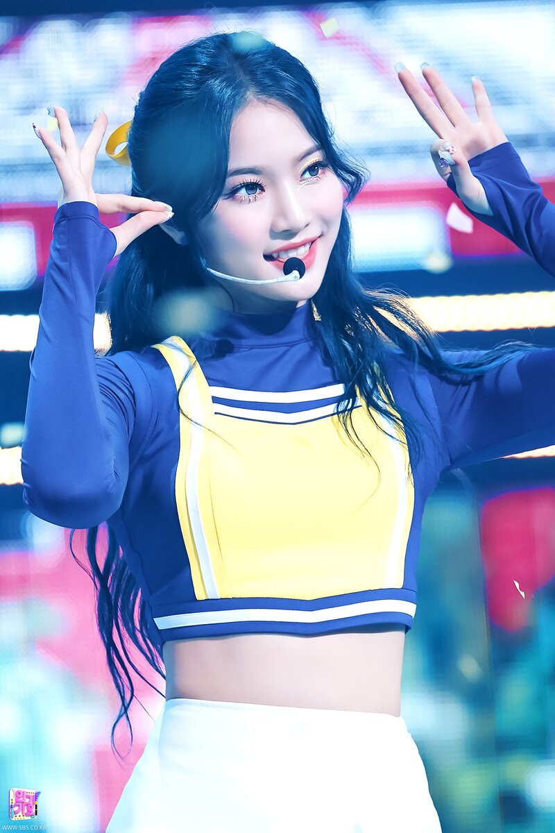 210926 STAYC - 'STEREOTYPE' at Inkigayo documents 5