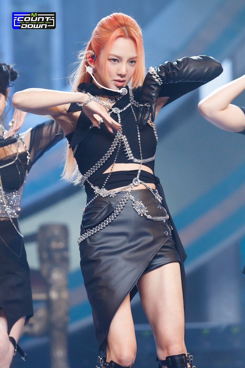 220127 GOT the beat - 'Step Back' at M Countdown documents 3