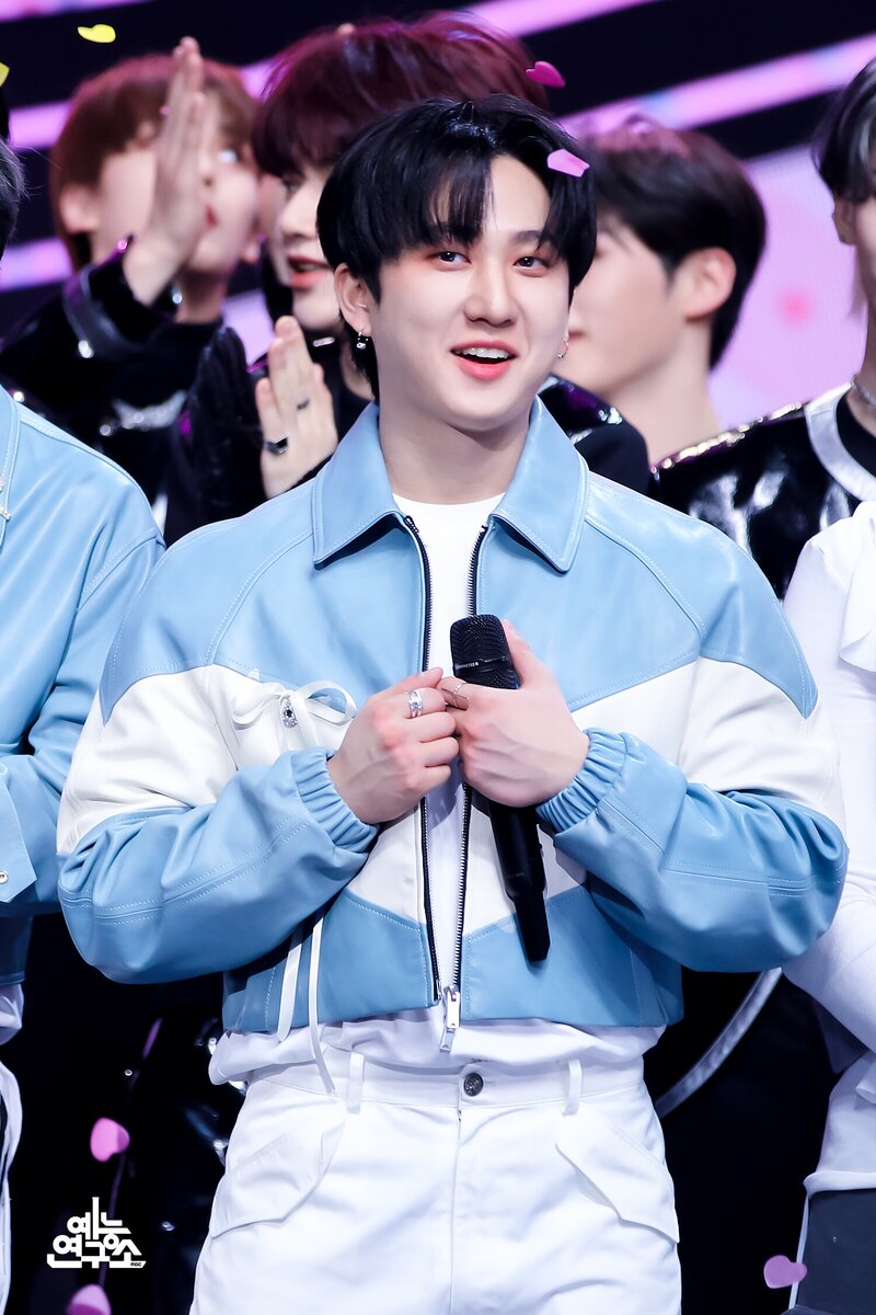 231118 Stray Kids Changbin - 'ROCK-STAR' at Music Core documents 1