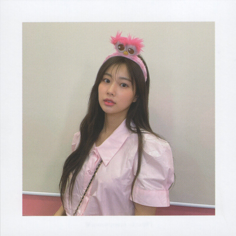 Hyewon 1st Photobook Beauty Cut [Scans] documents 10