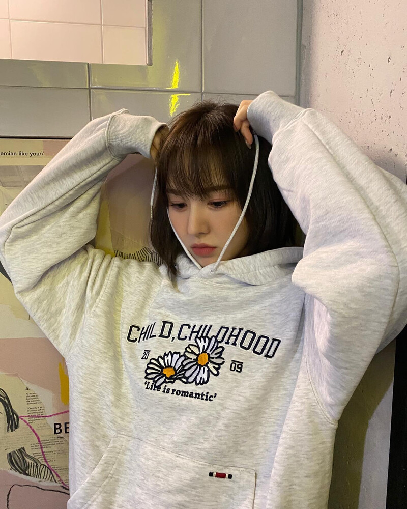 210907 Red Velvet Wendy Instagram Update documents 4