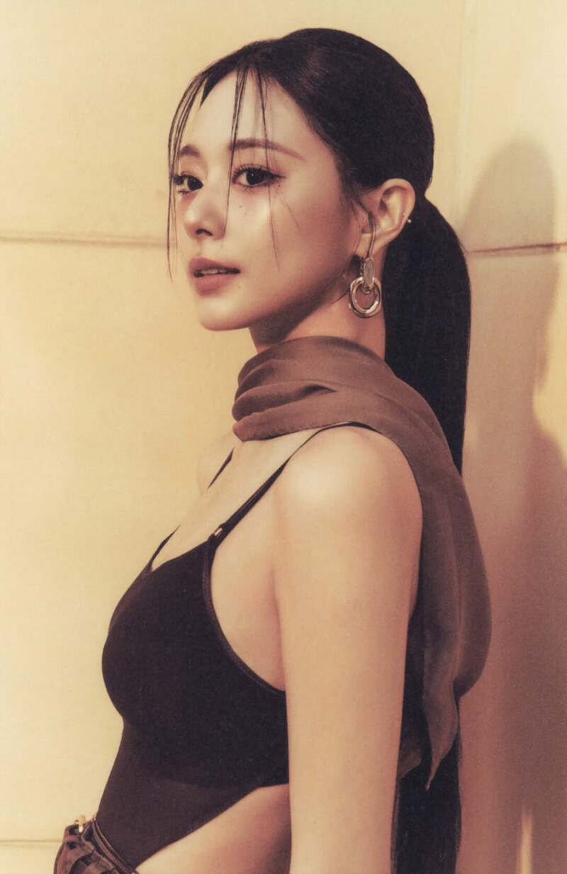 TWICE Tzuyu - 1st Mini Album 'aboutTZU' (Scans) documents 6