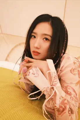 Mei Qi Flyer MV Behind The Scenes